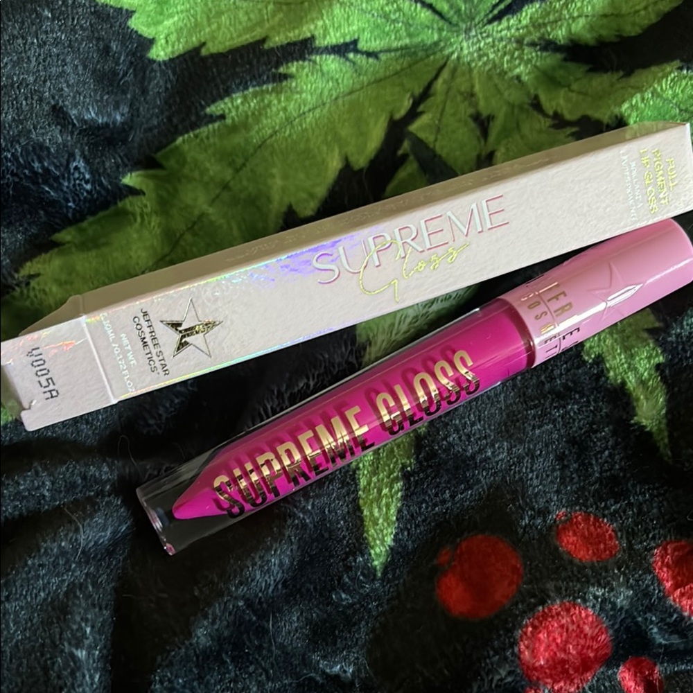 Jeffree Star Supreme Gloss in Pink Vault new in box